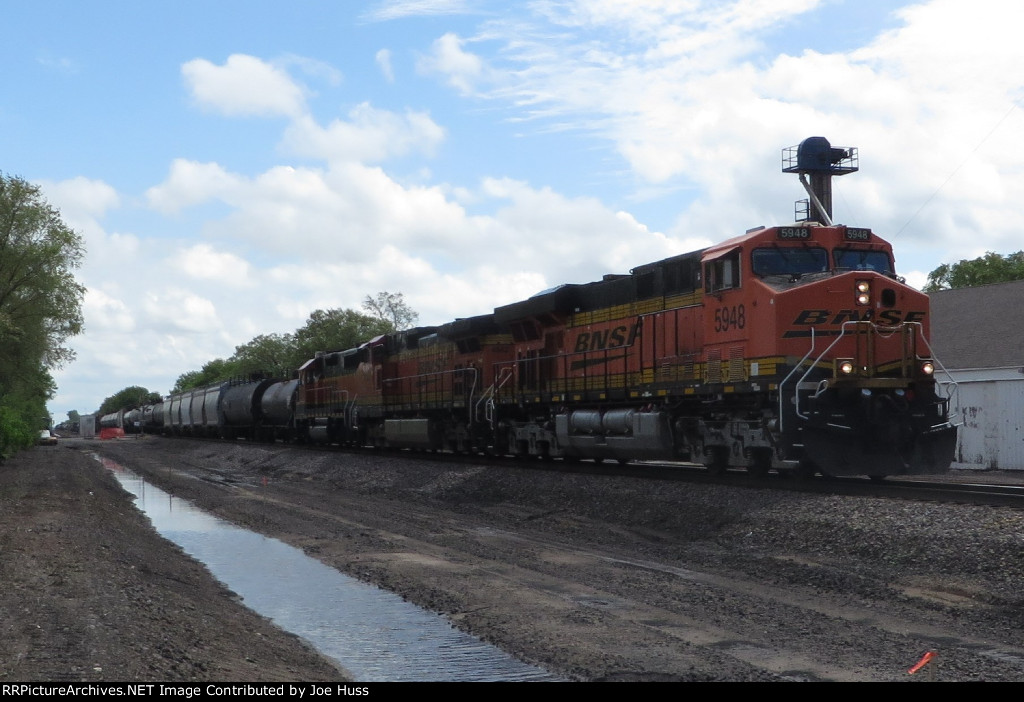 BNSF 5948 West